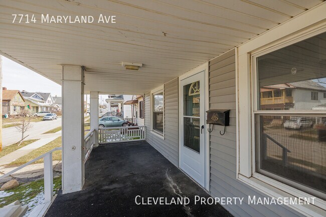 Building Photo - Beautiful Single Family Home!