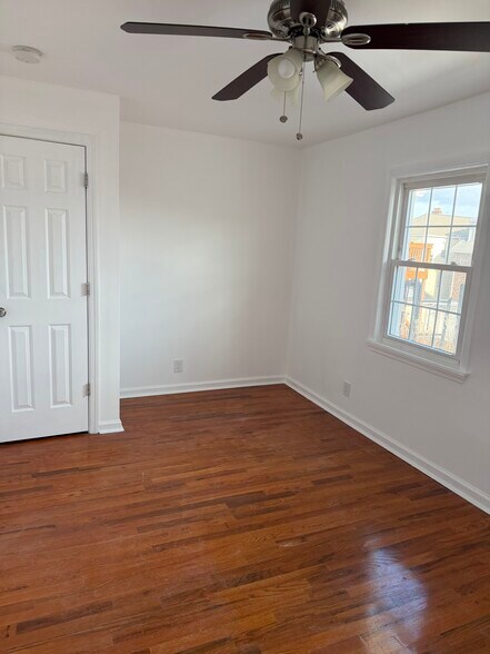 Building Photo - 10 Columbus Ave