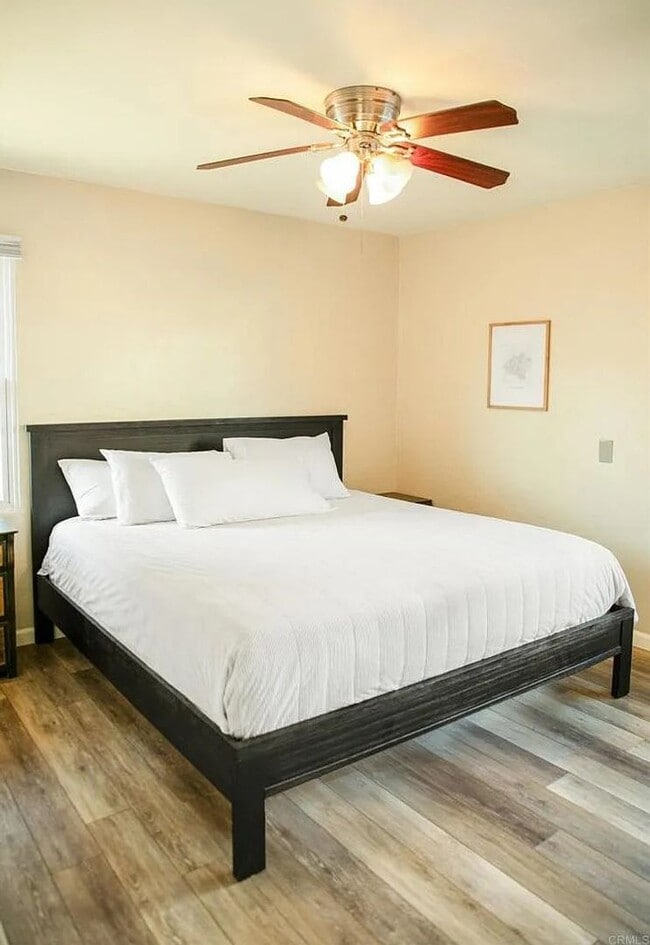 Building Photo - College Close 2 Bed 1 Bath
