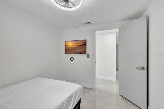 Building Photo - 217 Marina Dr