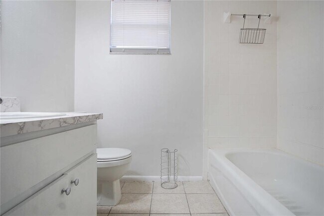 Building Photo - 2287 Avenue G NW