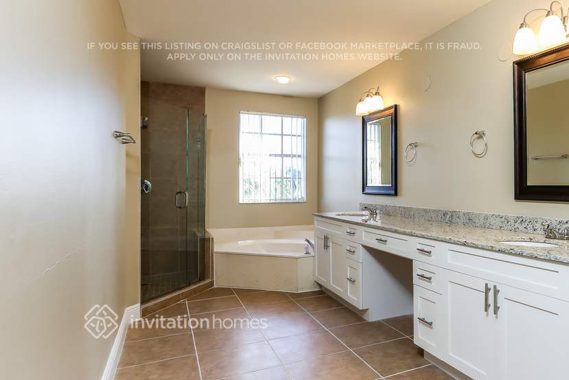 Building Photo - 15533 SW 96th Terrace