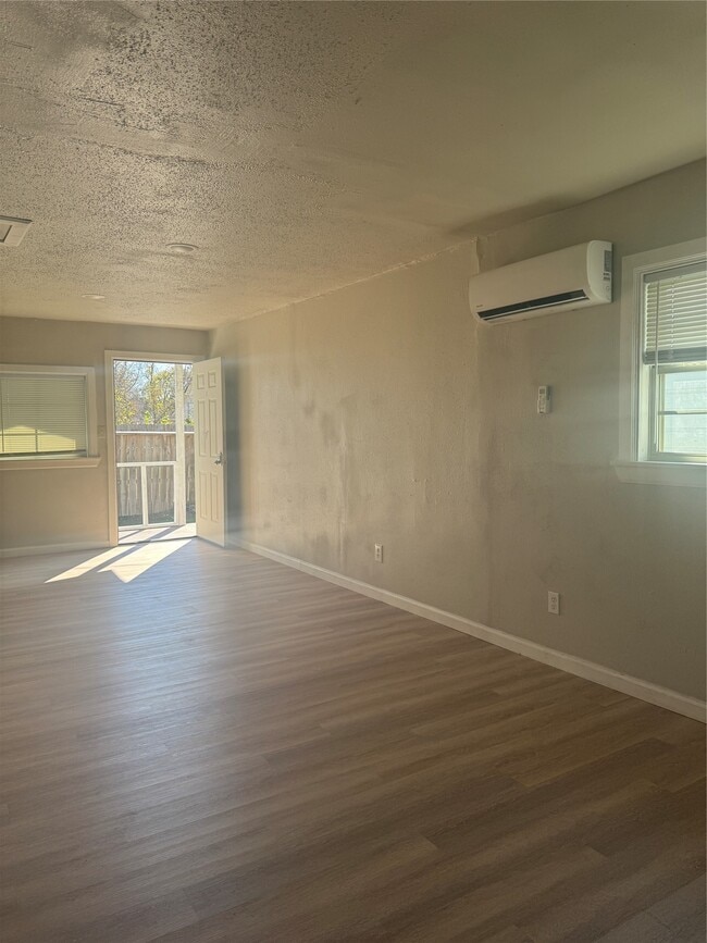 Building Photo - 8510 Safeguard St