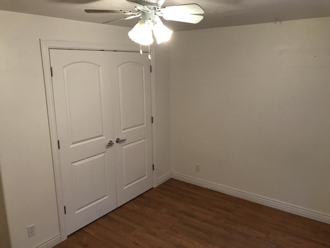 Building Photo - 616 E 2100 N