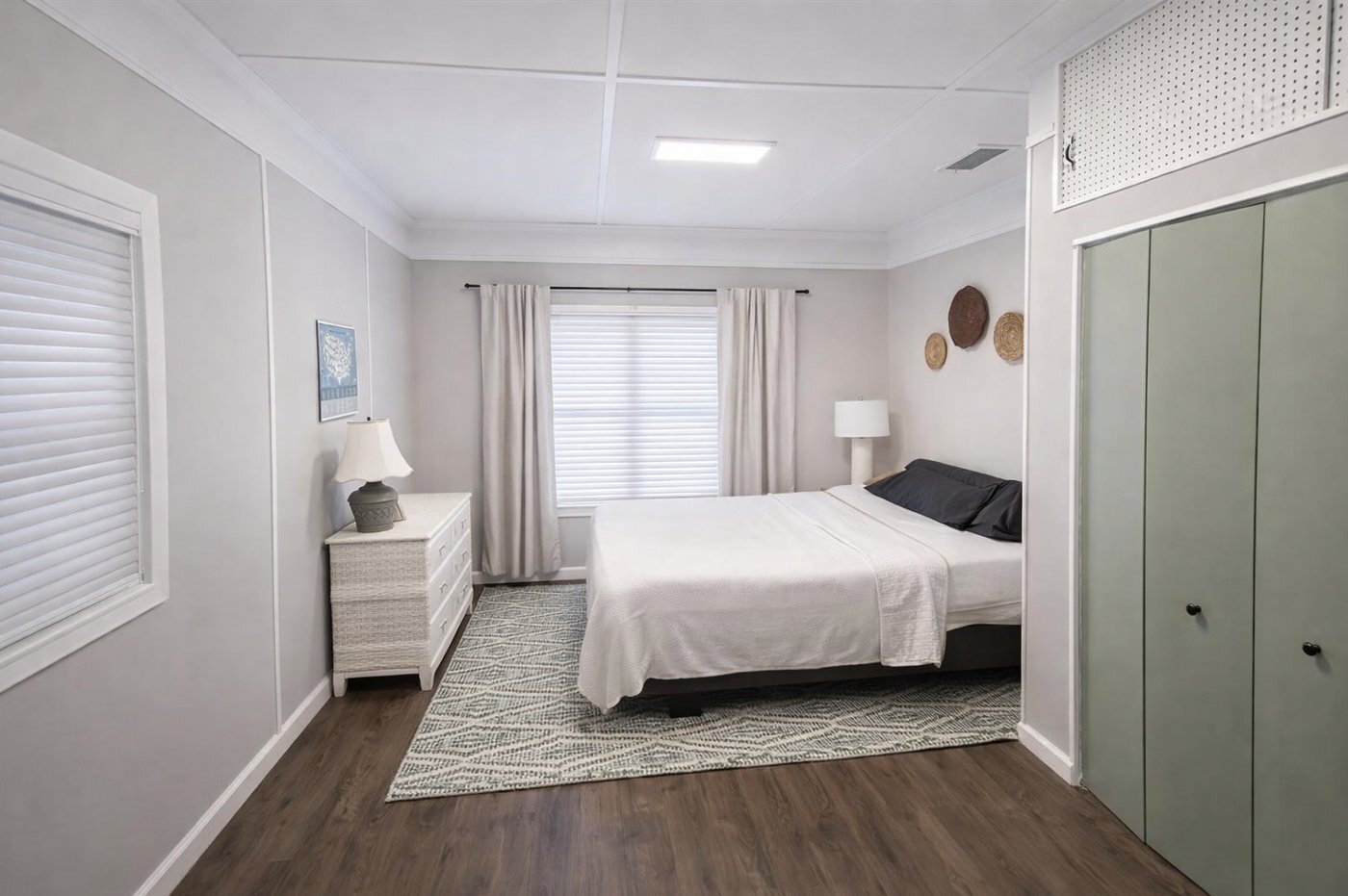 Building Photo - 118 Loizos Dr NW