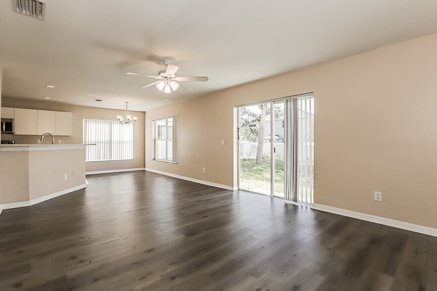 Building Photo - 11237 Cocoa Beach Dr