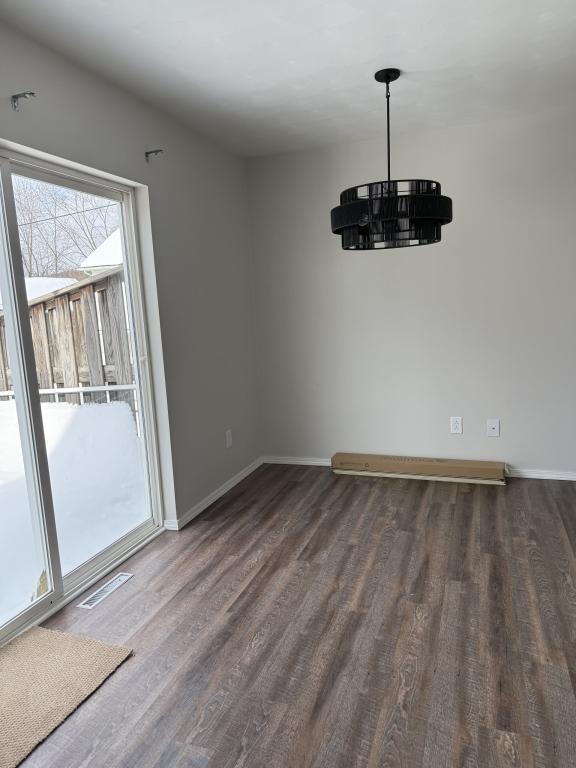 Building Photo - 500 Spang St