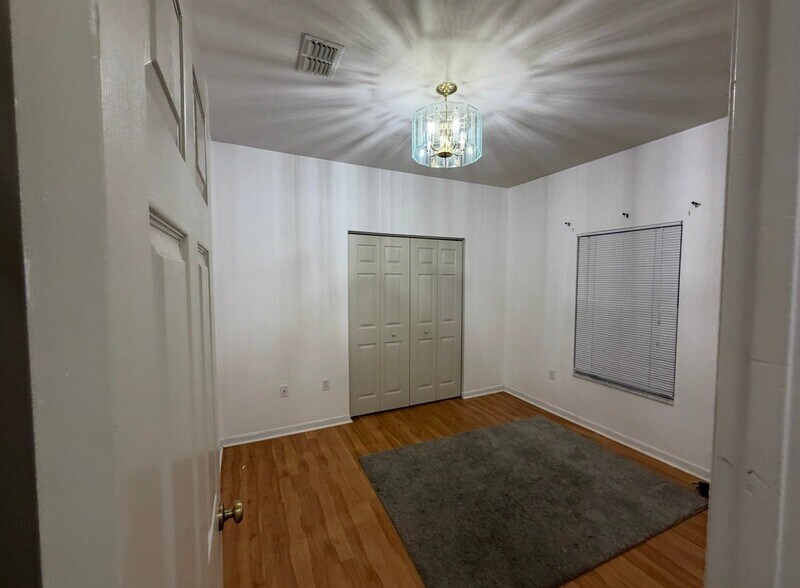 Building Photo - 4423 NW 36th St