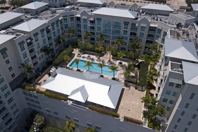 Building Photo - 480 Hibiscus St