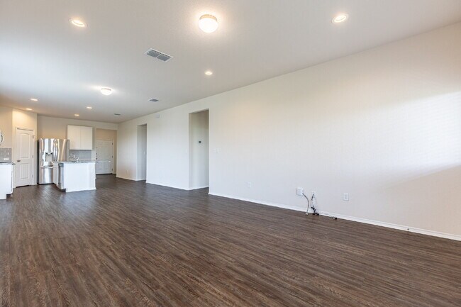 Building Photo - 11219 Pomona Park