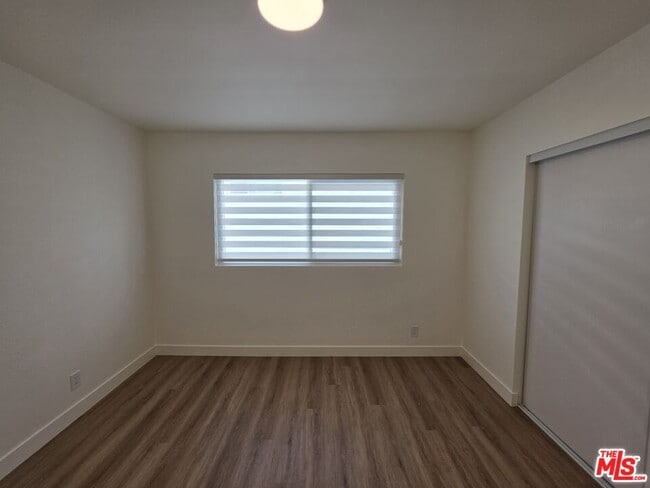 Building Photo - 2009 Carnegie Ln