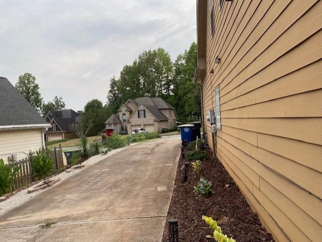 Building Photo - 2814 Summer Stream Dr