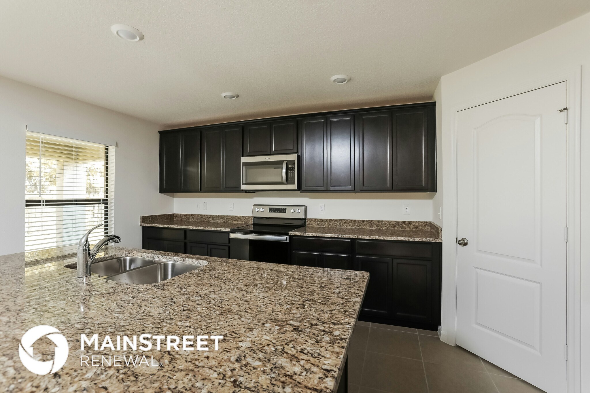 Building Photo - 35693 Rose Moss Ave