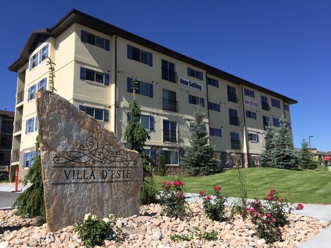 Building Photo - 1004 N 1090 W St