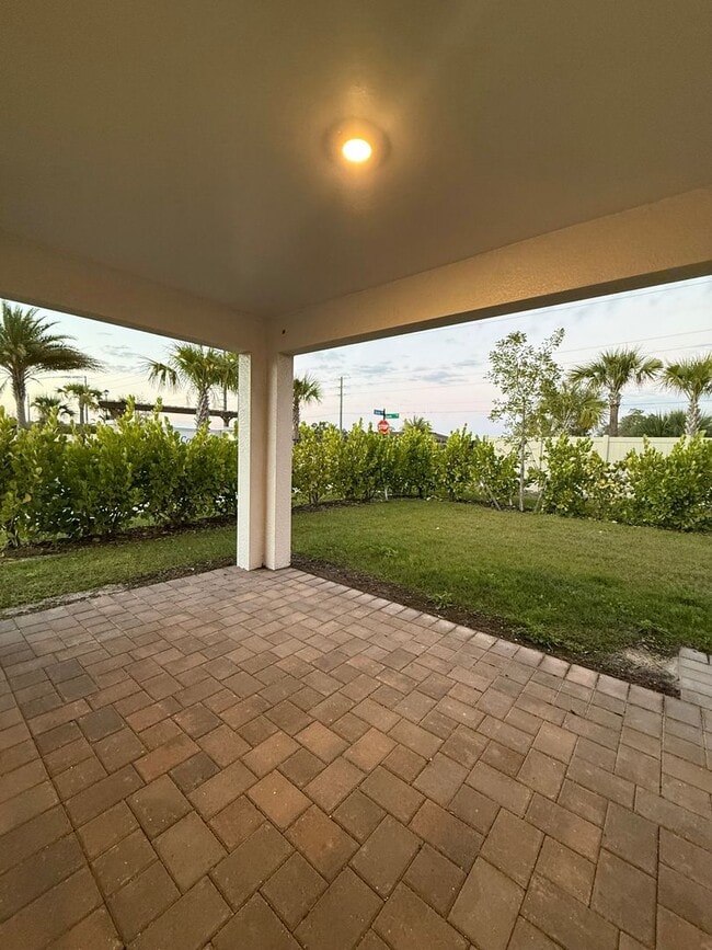 Building Photo - New Villa in Sea Cove