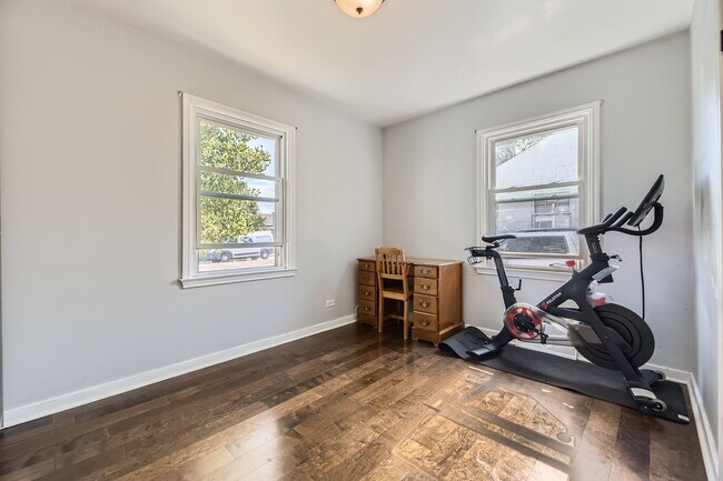 Building Photo - 2737 W Bayaud Ave