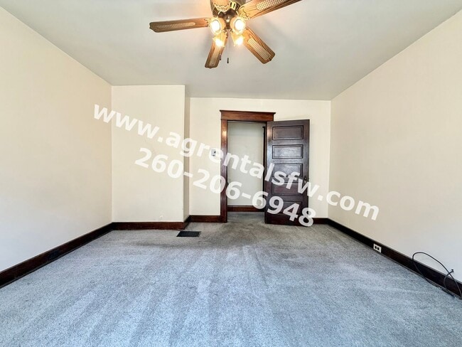 Building Photo - 919 Rivermet Ave