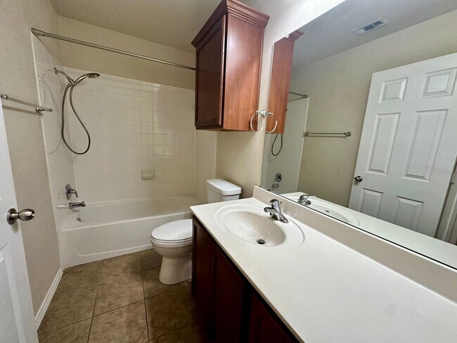 Building Photo - 9917 Desperado Dr