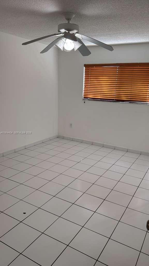 Building Photo - 5480 W 21st Ct