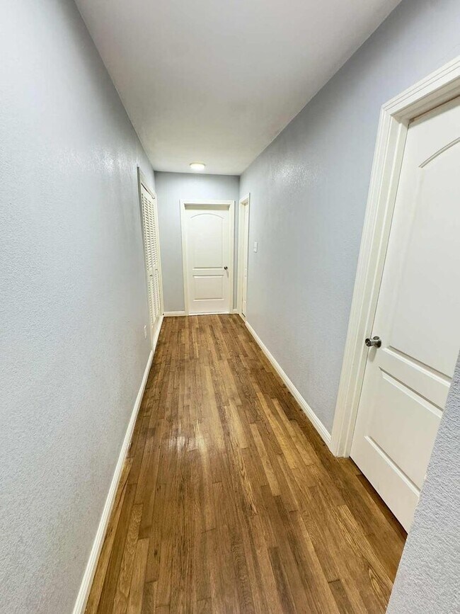 Building Photo - 4000 Austin Ave