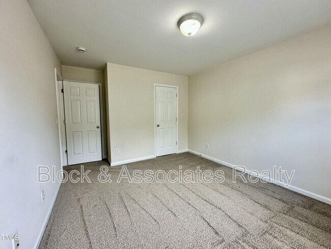 Building Photo - 603 Willingham Rd
