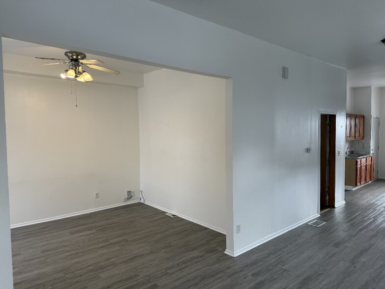 Building Photo - 3525 W Fullerton Ave