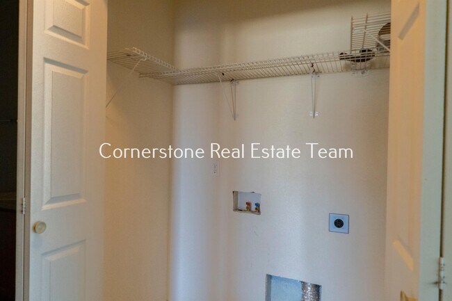 Building Photo - 2094 Legacy Ridge View