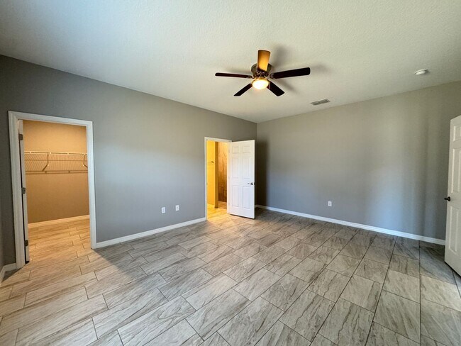 Building Photo - Immaculate 3-Bedroom, 2-Bathroom Home in Palm Bay