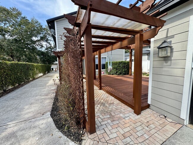 Building Photo - LUXURY RENTAL In Maitland - Winter Park Area 32751