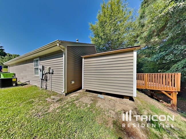 Building Photo - 5805 Forest Point Rd