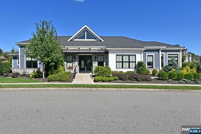 Building Photo - 31 Hearthstone Ct