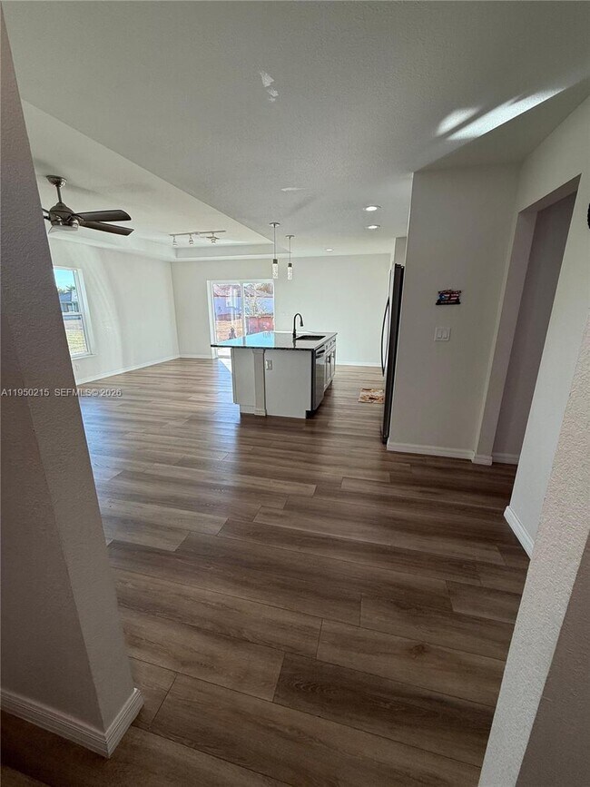 Building Photo - 4103 Loretto Ave