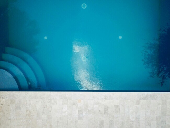 Building Photo - 3014 Birch Ln