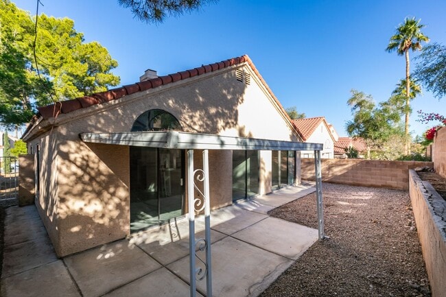 Building Photo - Beautifully Upgraded 3BD/2BA Home in Henderson’s Green Valley