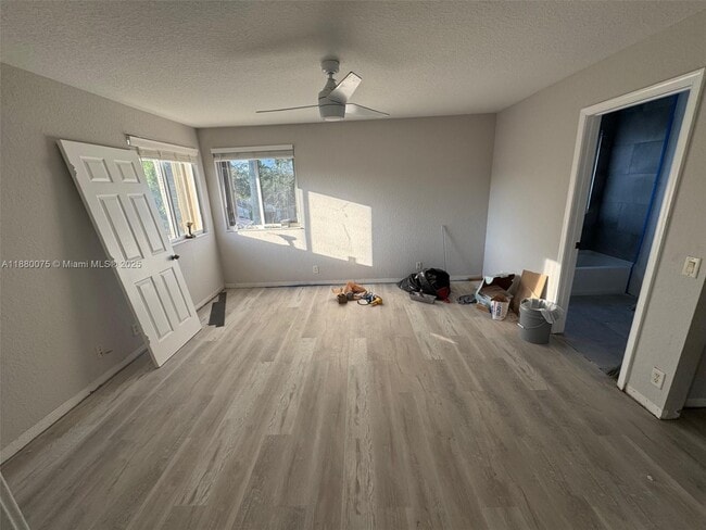 Building Photo - 1365 Canary Island Dr