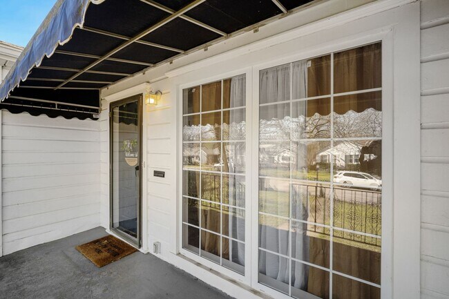 Building Photo - Charming 3 Bedroom House in Park Hill