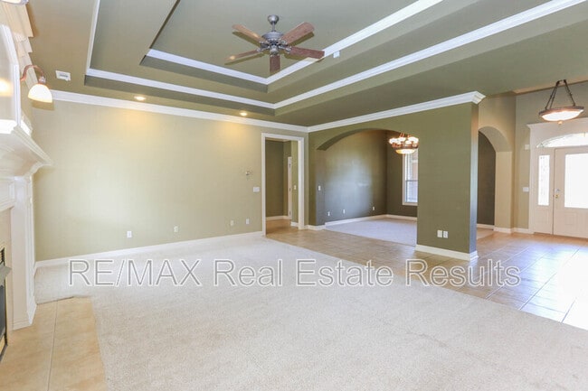 Building Photo - 5602 S Bent Tree Dr