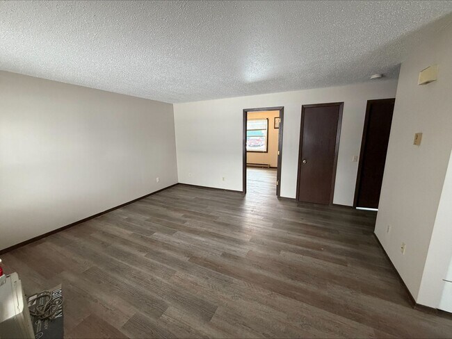 Building Photo - 928 First Ave