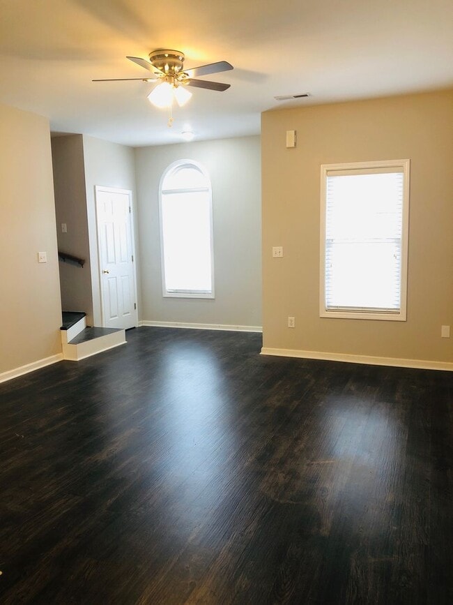 Building Photo - Close to Downtown Greer - this is a Fantastic 2 Bedroom, 2.5 Bathroom end unit condo that offers ...