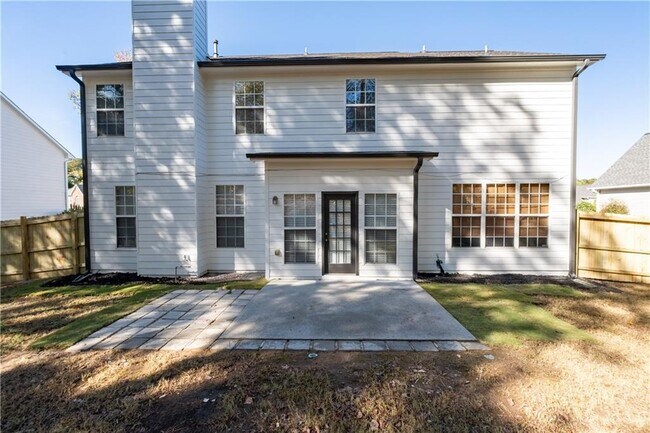 Building Photo - 2871 Belfaire Lake Dr