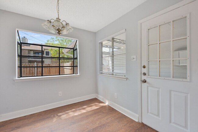 Building Photo - 6020 Westcreek Dr