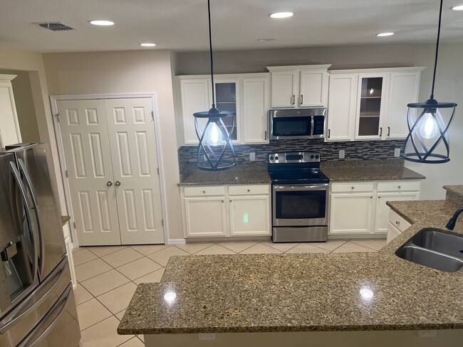 Building Photo - 642 Andalusia Loop