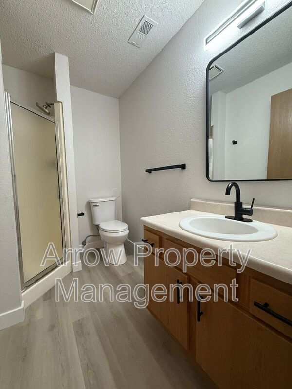 Building Photo - 2384 N 44th St