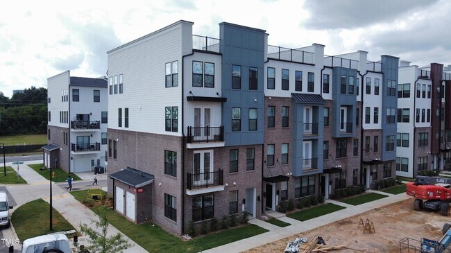 Building Photo - 1259 Shaw View Aly