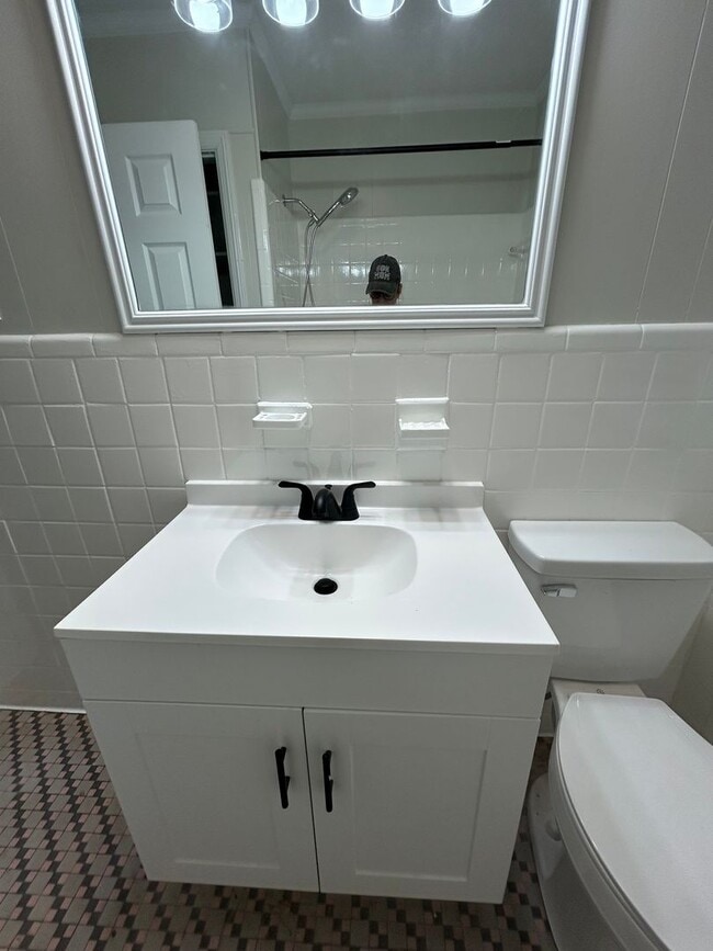 Building Photo - Beautiful home available now!!!