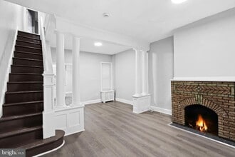 Building Photo - 3027 N Front St