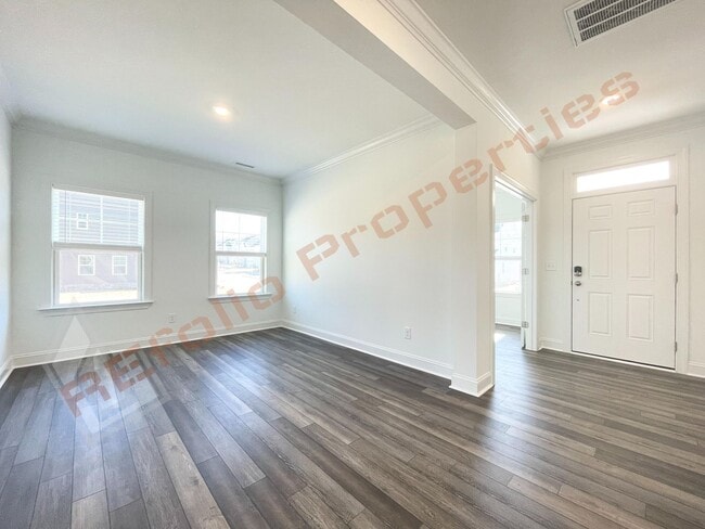 Building Photo - 709 Hardin Hill Lane