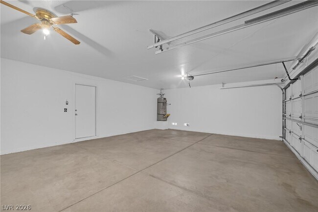 Building Photo - 164 Cloudcrest Dr