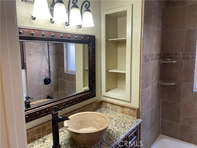 Building Photo - 1188 W Cypress Ave