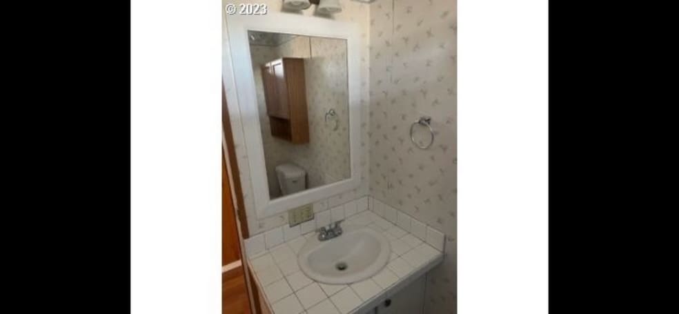 Building Photo - 50350 Cowens Rd